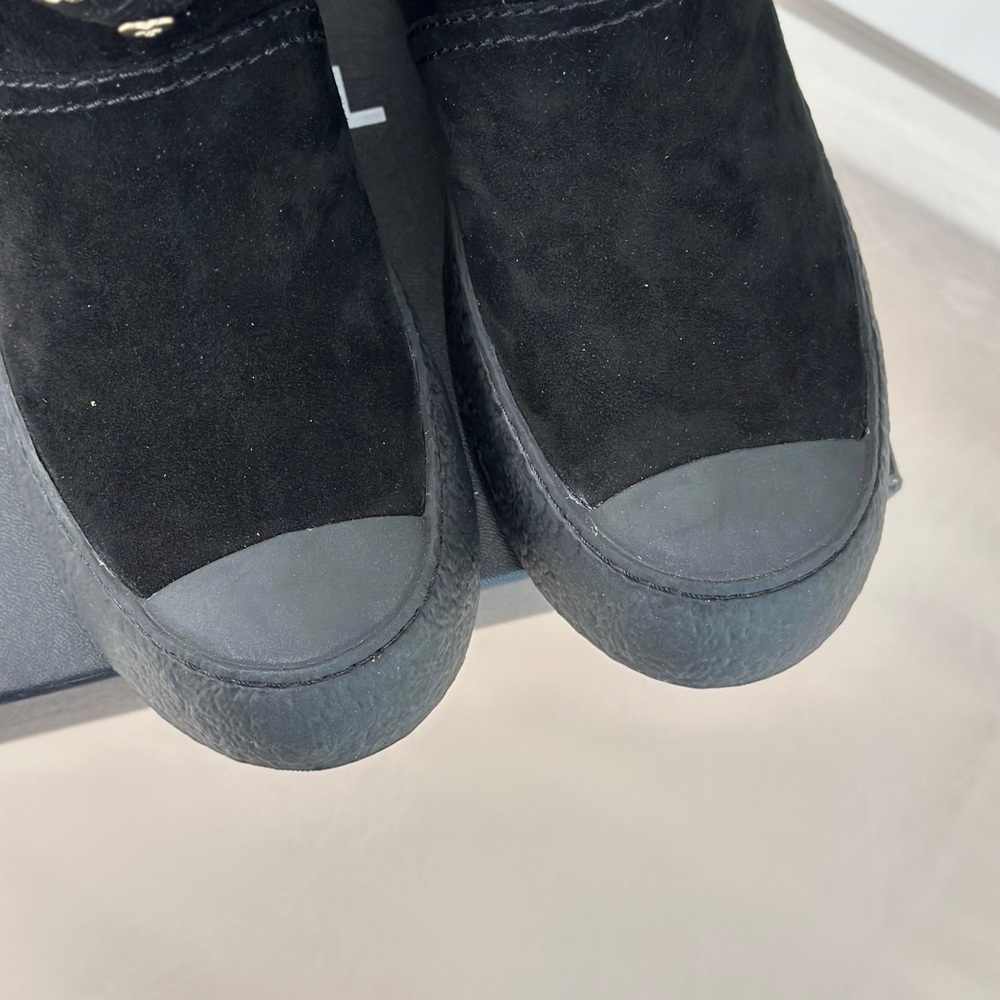 CHANEL Black Winter & Rain Boots - Picture 7 of 9